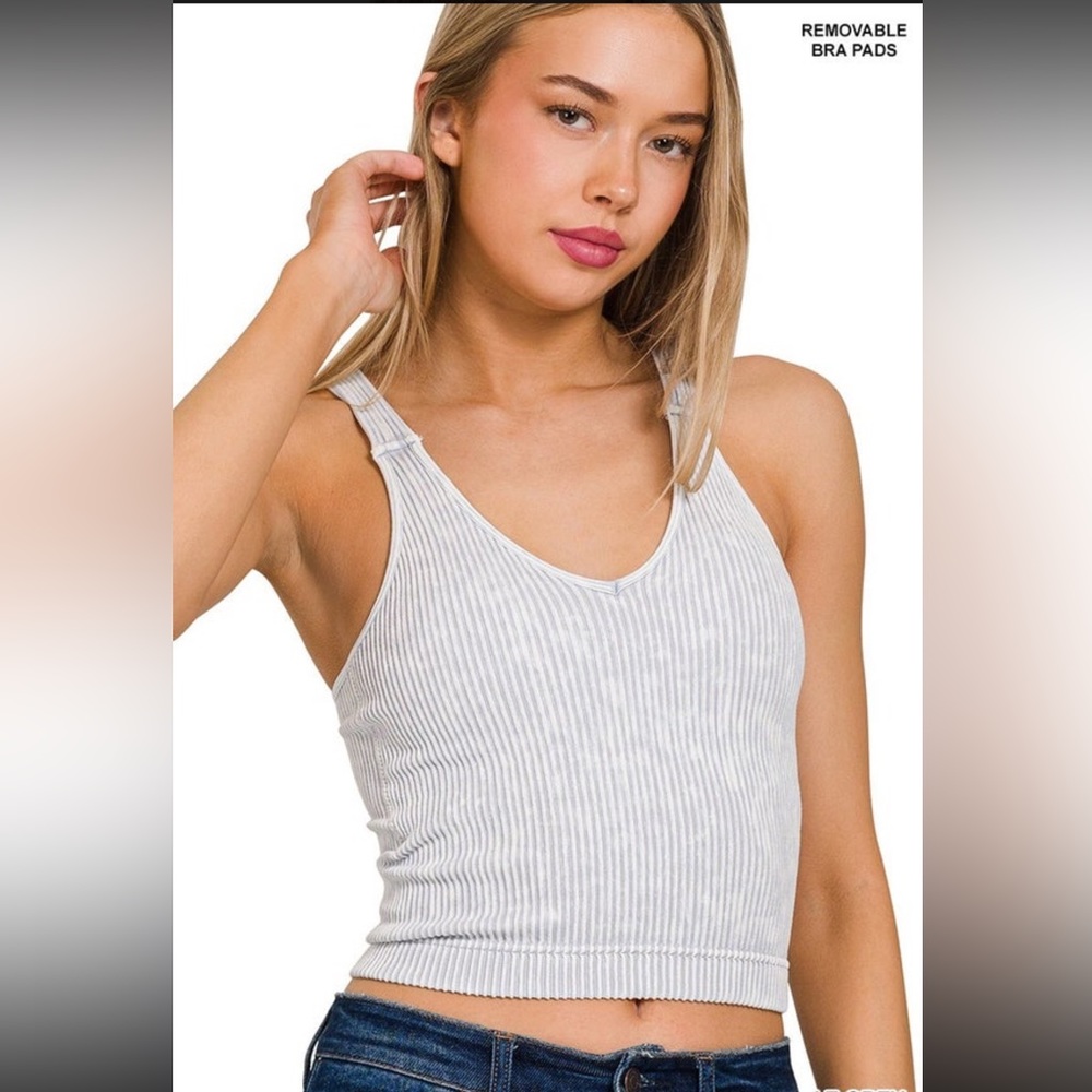 Zenana grey acid wash ribbed tank w/ removable pads S/M